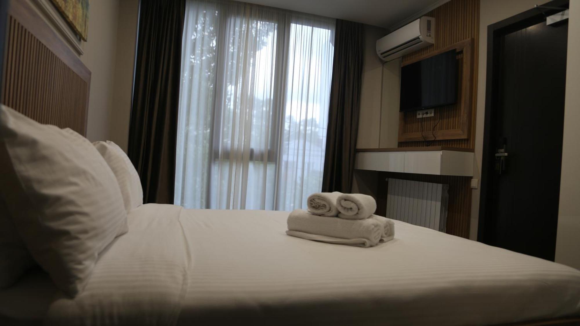 Golden Sun Kobuleti Hotel Ngoại thất bức ảnh