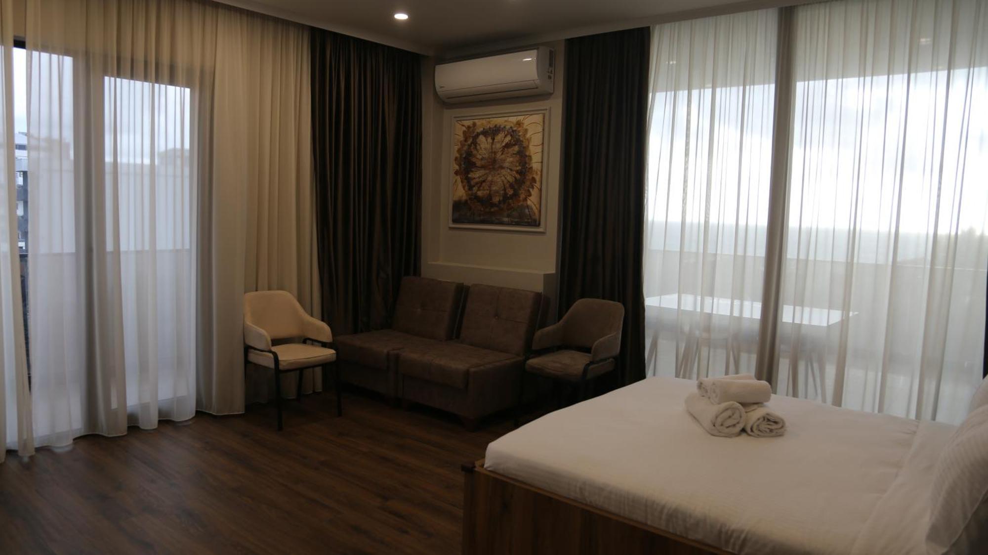 Golden Sun Kobuleti Hotel Ngoại thất bức ảnh