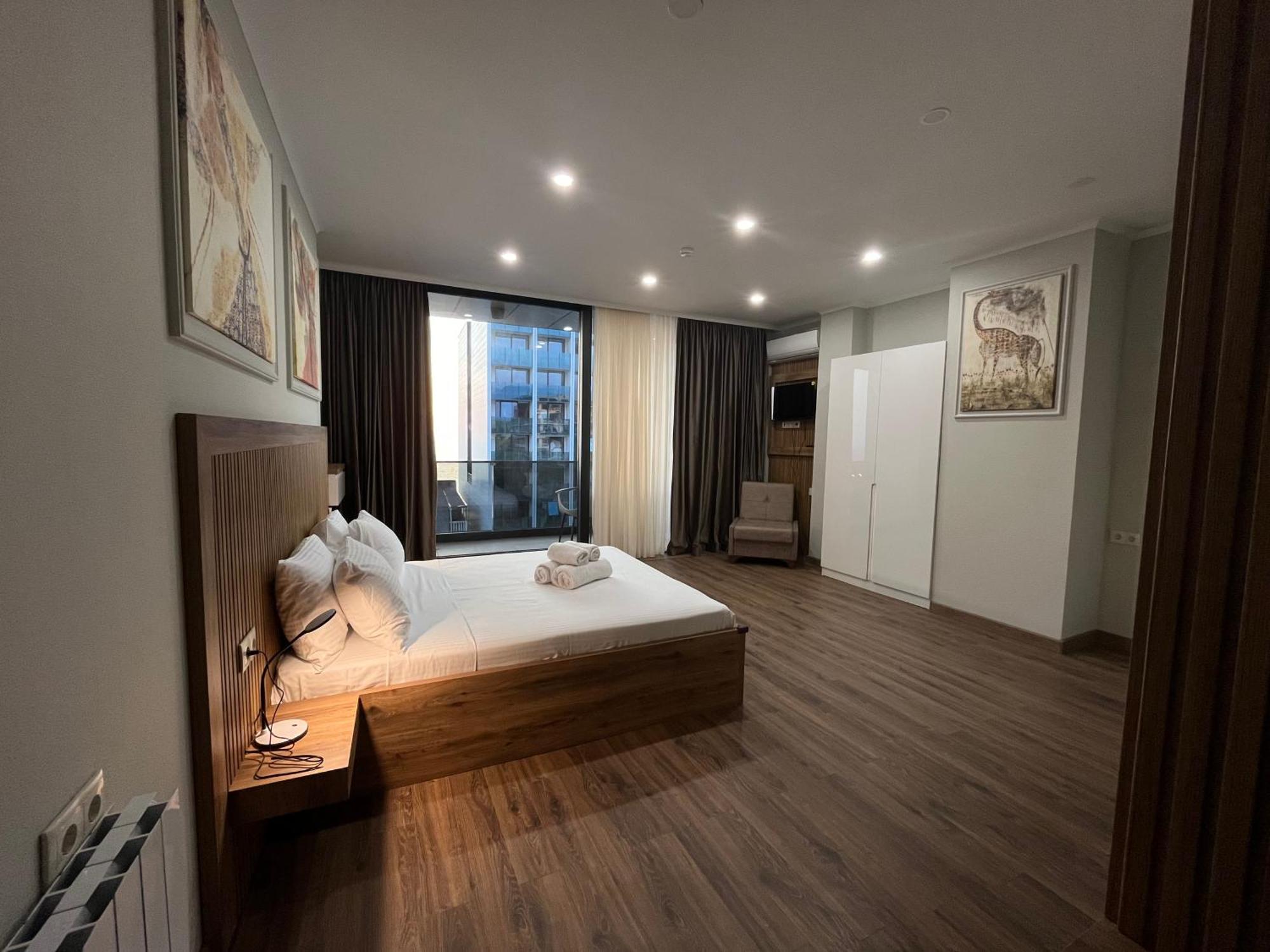 Golden Sun Kobuleti Hotel Ngoại thất bức ảnh