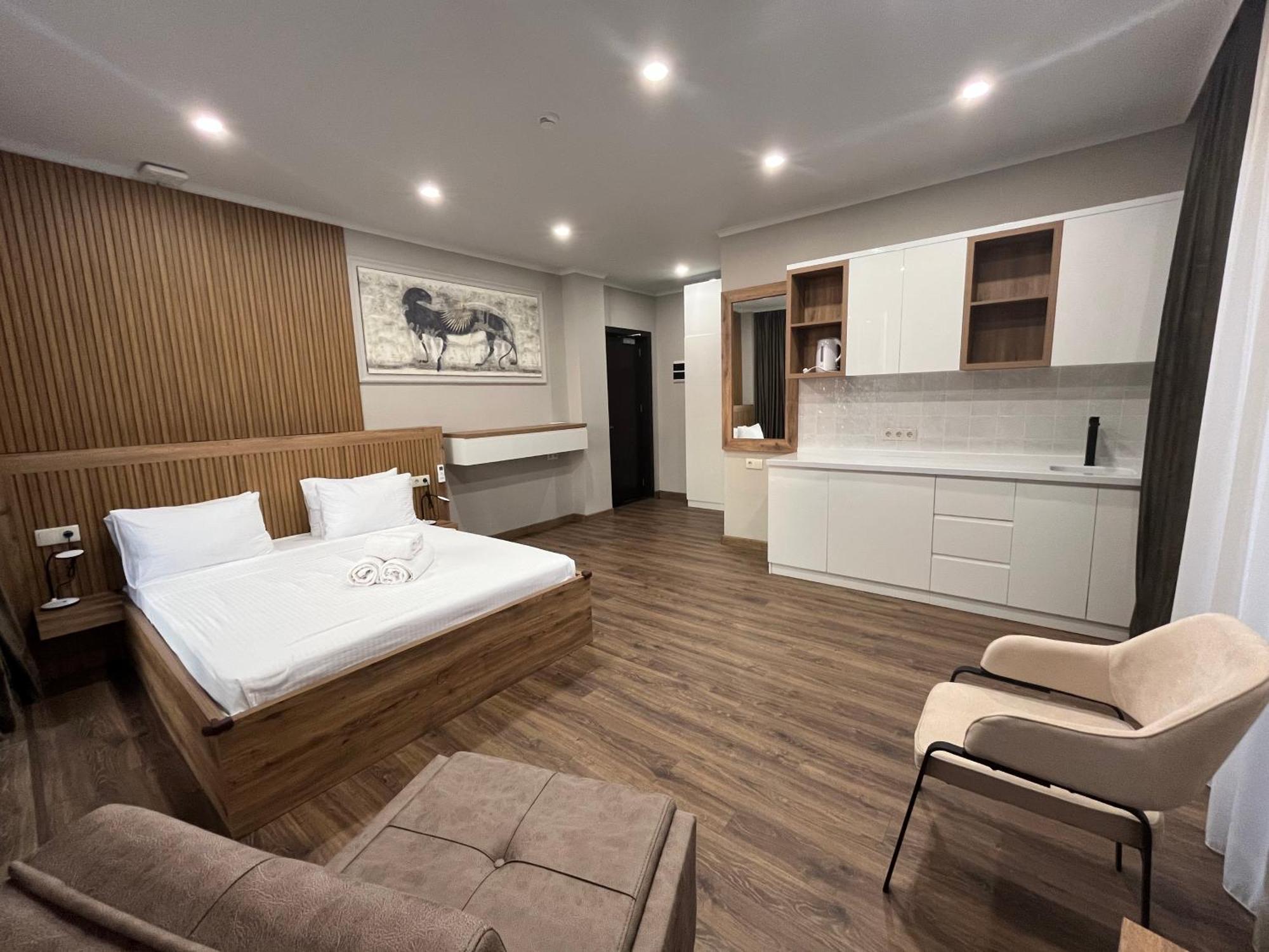 Golden Sun Kobuleti Hotel Ngoại thất bức ảnh